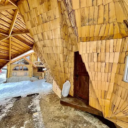 будиночок-зруб в центрі пилипця * Pilipets